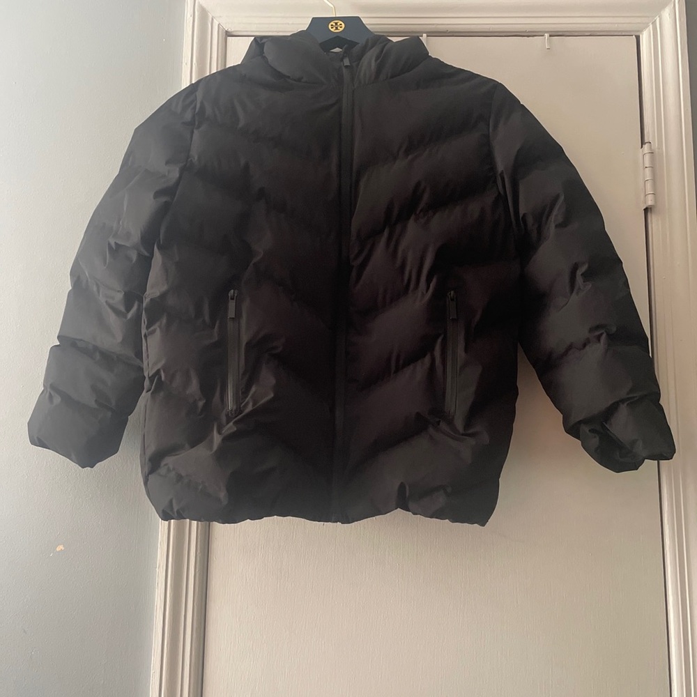Boys puffer Jacket.